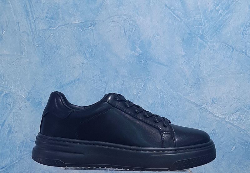 20261009_105724 25127 BLACK